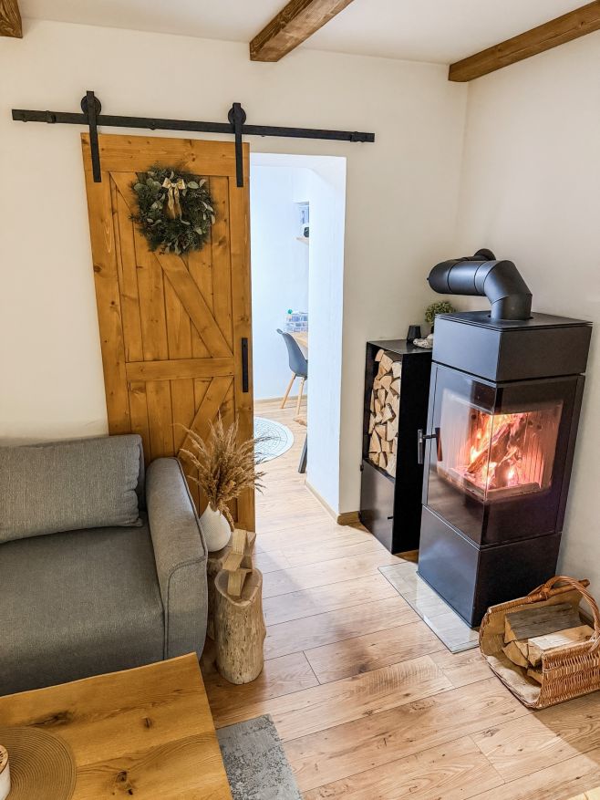 Krásnou čtvrtou adventní neděli ✨ Ať je plná klidu a příjemných chvil s těmi, které máte nejraději. 🎄🕯️ #posuvnedvere...